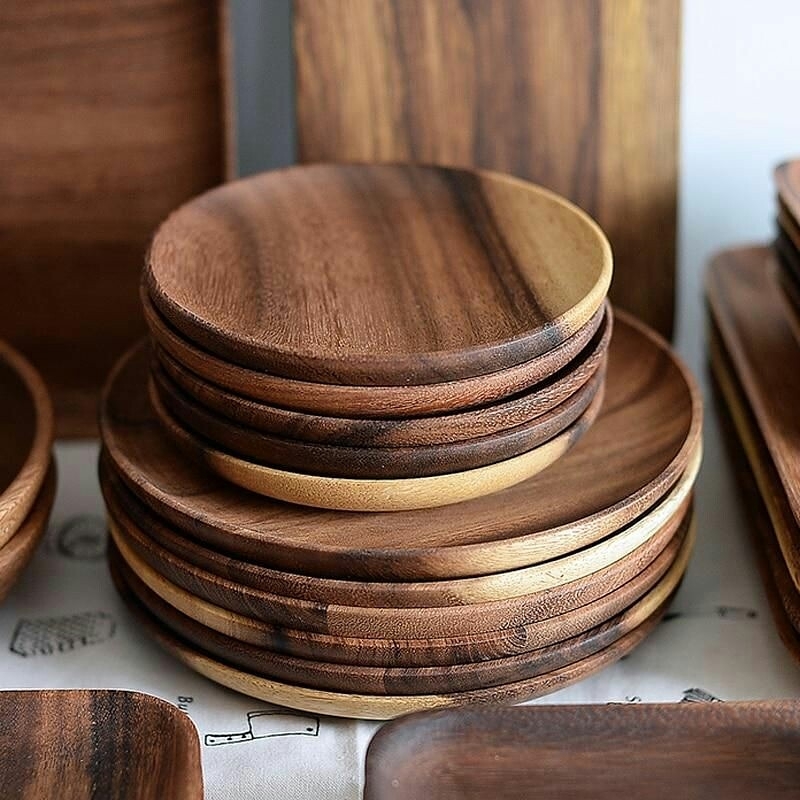 Wooden Dinning Plates 5 pieces each