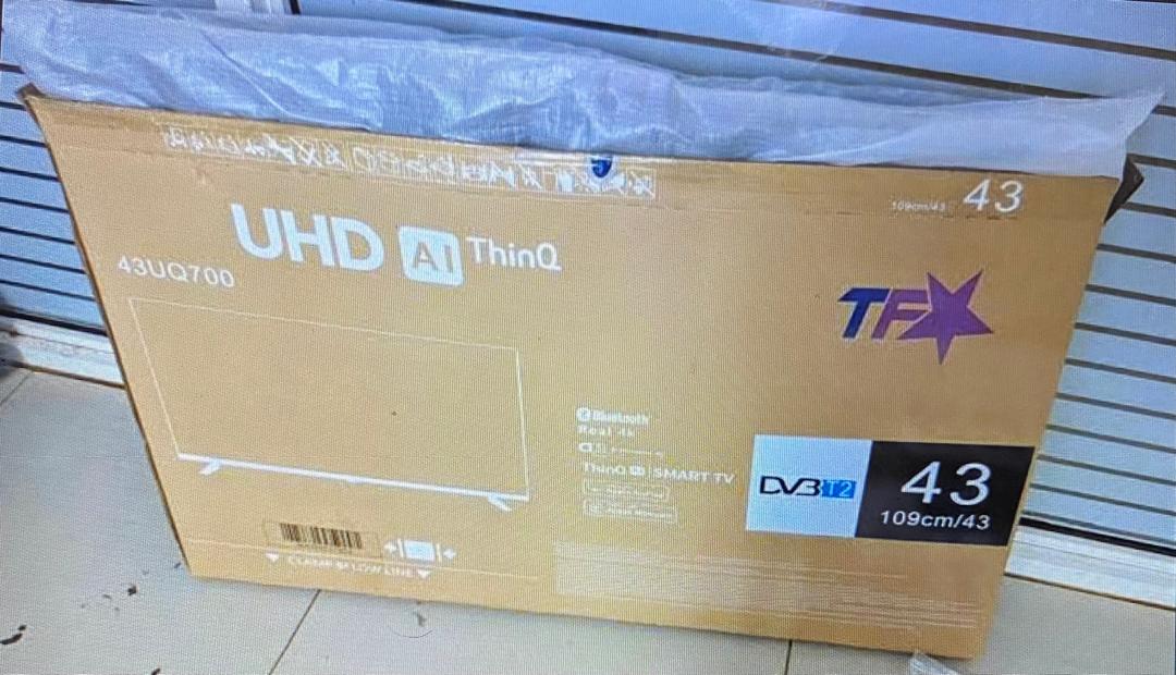 43 Tf Smart Tv - Image 2